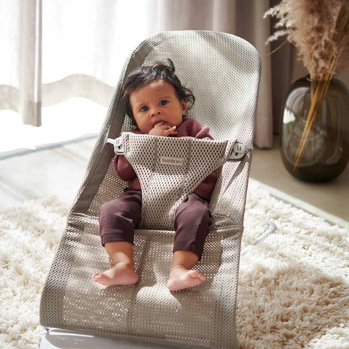 BabyBjörn Bouncer and Toy Bundle - Grey/Beige